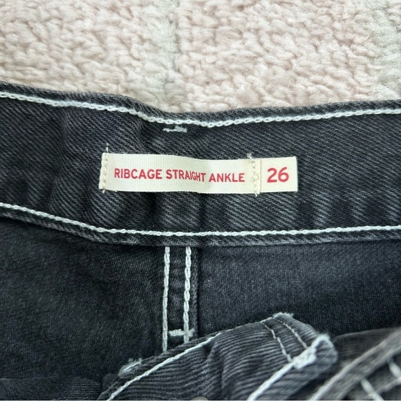 Levis Ribcage Ankle Straight Faded Black Jeans Contrast Stitch Size W26/L27 - Picture 3 of 11